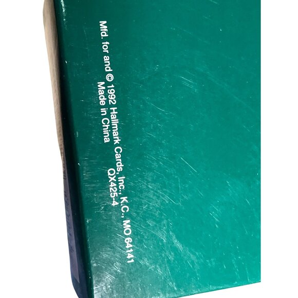 Hallmark Keepsake Ornament 1992 Five-And-Ten Cent Store Nostalgic Houses/ Shops - Picture 5 of 12